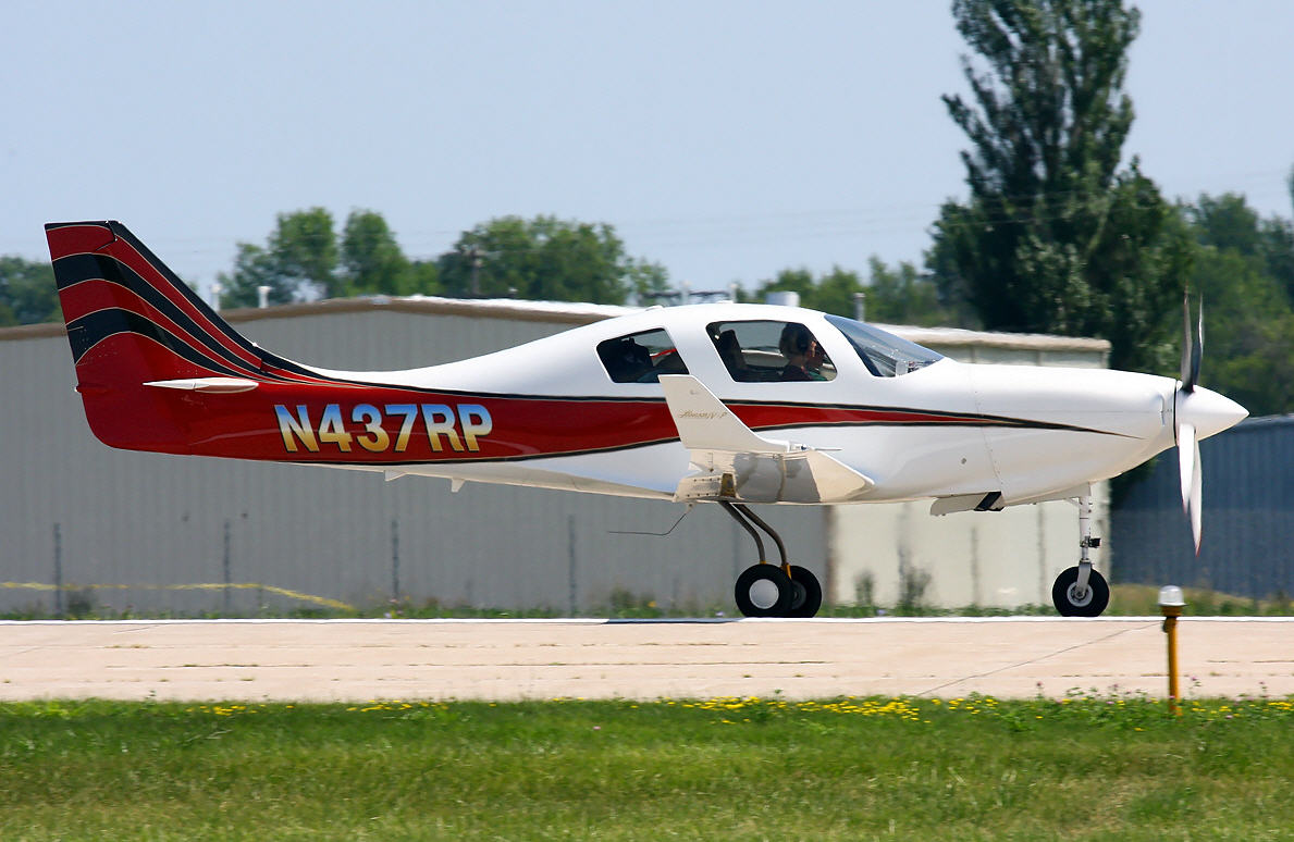 Lancair IV P-N437RP by Scheme Designers