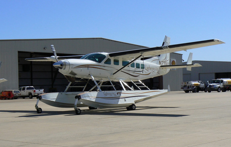 Cessna C208 Caravan-N711AU by Scheme Designers