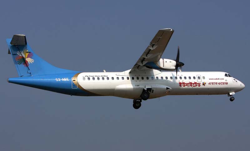 UnitedAirways-ATR-72-212-Photo2